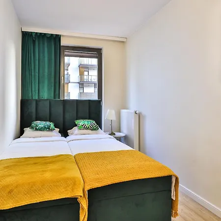 Kasprzaka 29c Two Separate Bedroom Free Garage By Perfect Appartamento